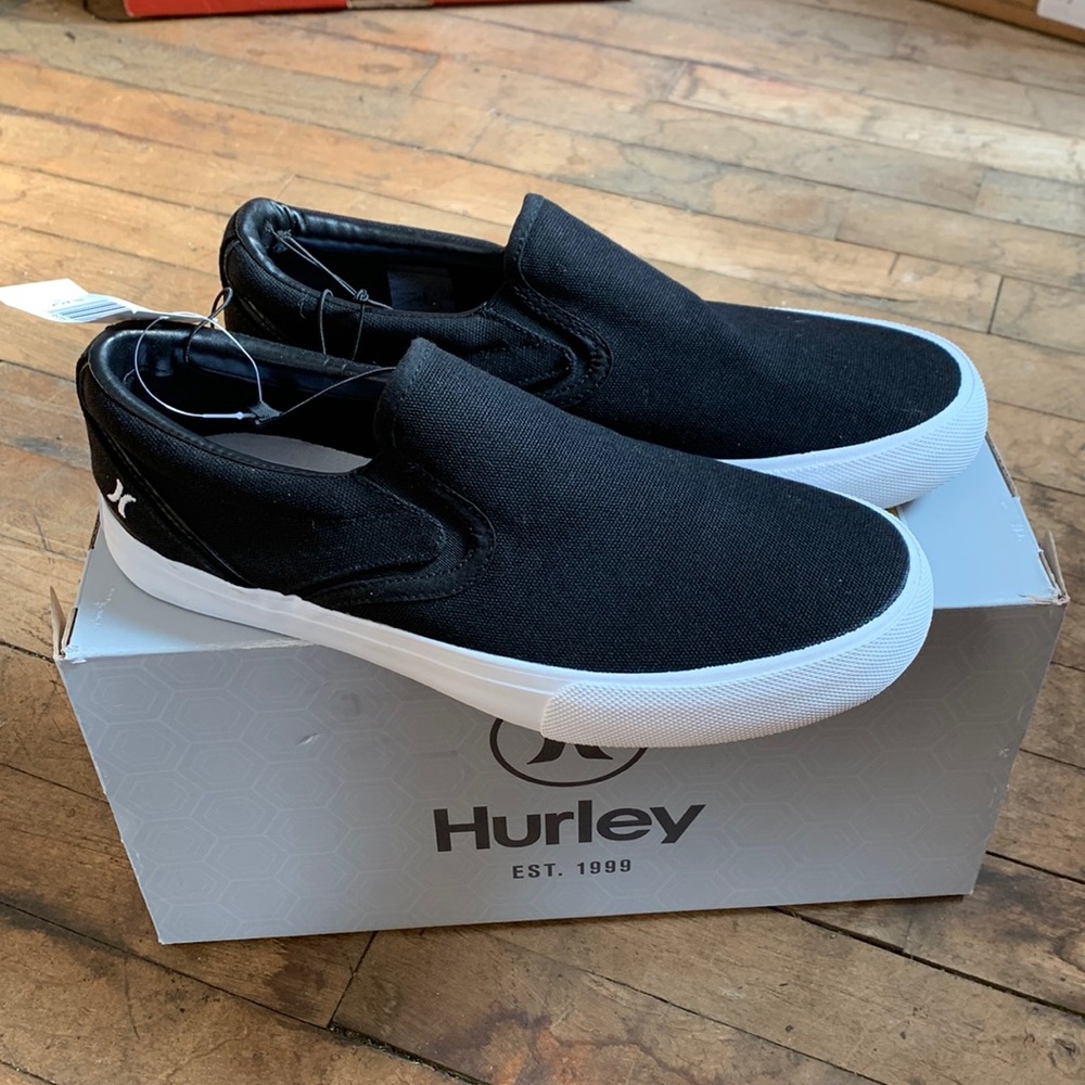 NWT Mens Hurley Arlo Slip Canvas Low Top Slip On Shoes Black